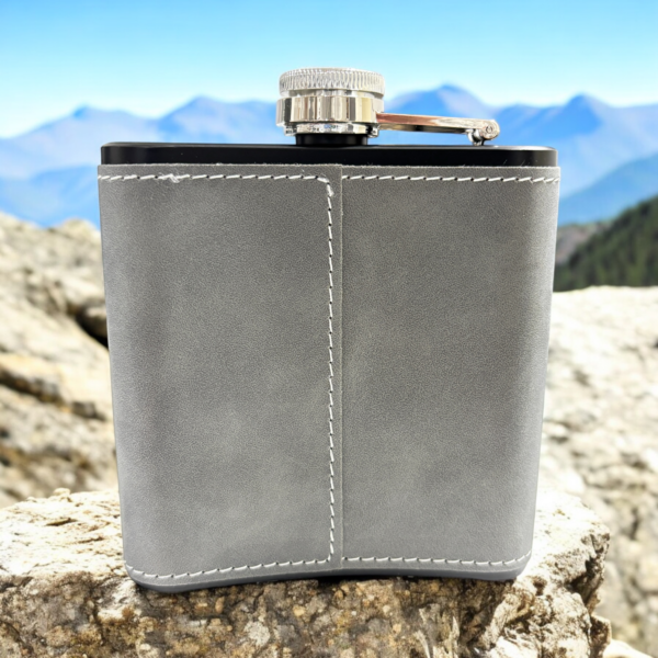 Flachmann Leder Grau 175ml – Bild 2